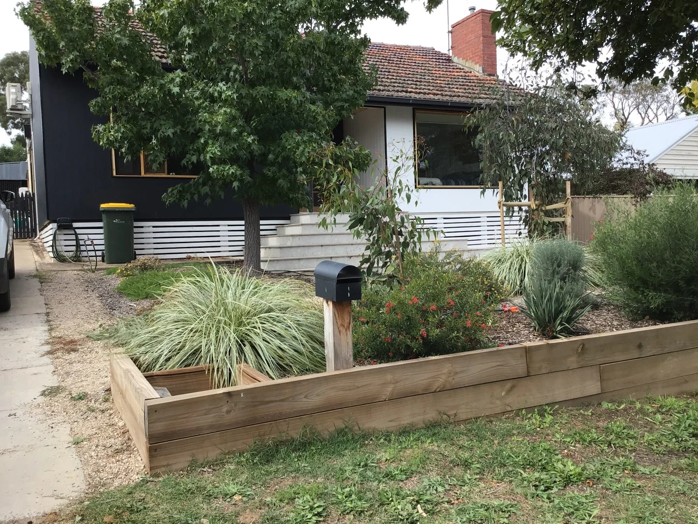 4 Roberts Avenue, Castlemaine VIC 3450