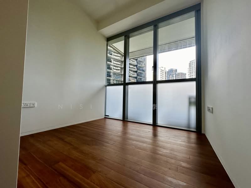 14 Amber Gardens photo 2