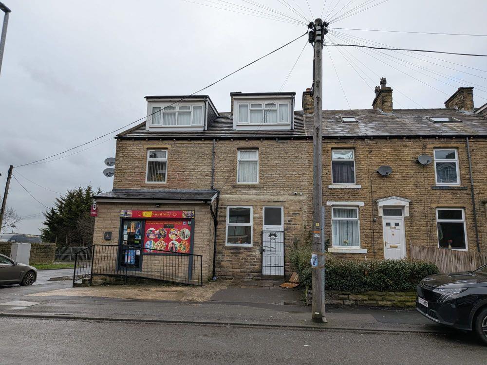 130, Paley Road Bradford, BD4 7EL