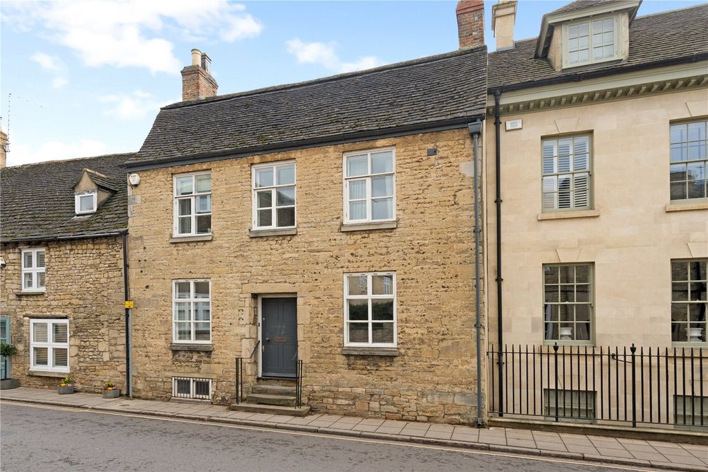Additional image 2 of 5 bed terraced house for saleSt. Peters Street, Stamford, Lincolnshire PE9