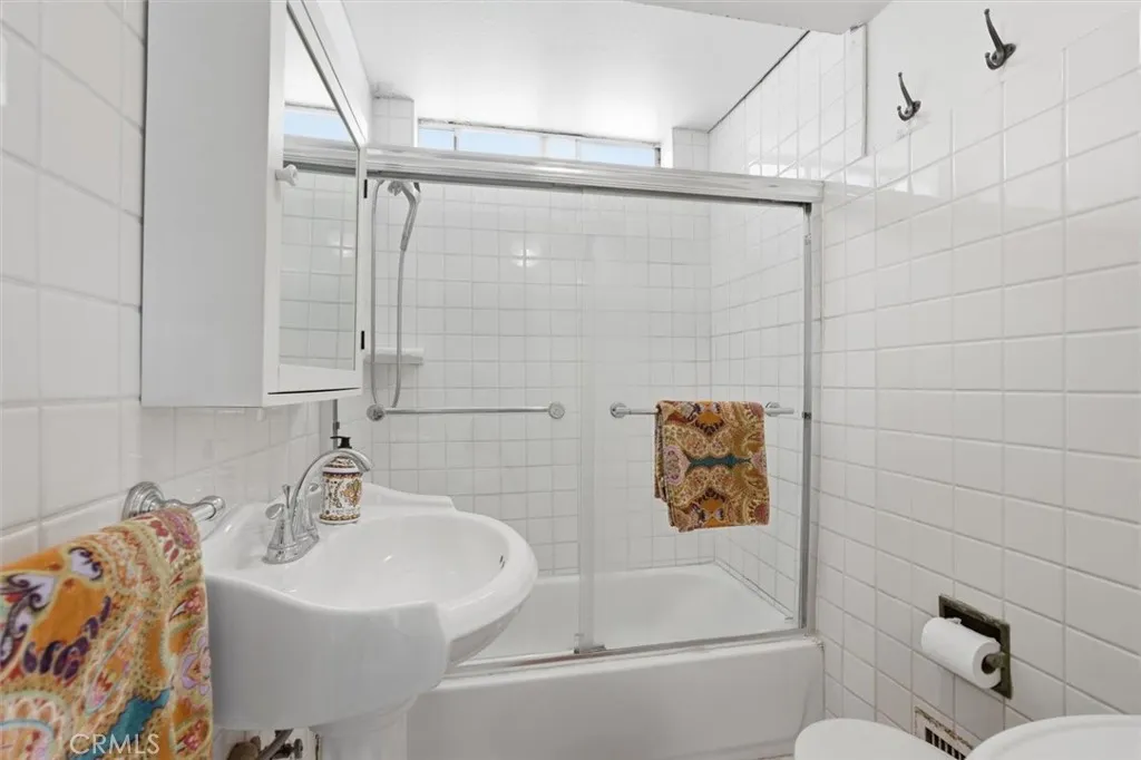 Additional image 84 of 4308 Crest Drive, Manhattan Beach, CA 90266
