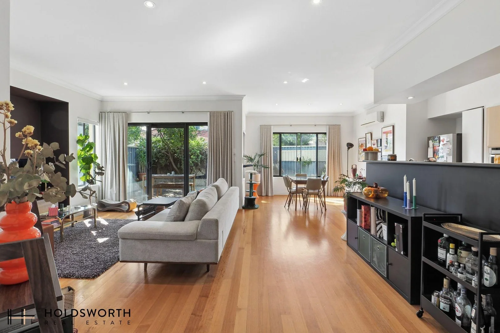 16 Highlands Road, North Perth WA 6006