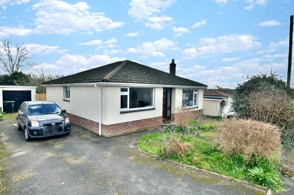 3 bed detached bungalow for saleLawns Road, Colehill BH21
