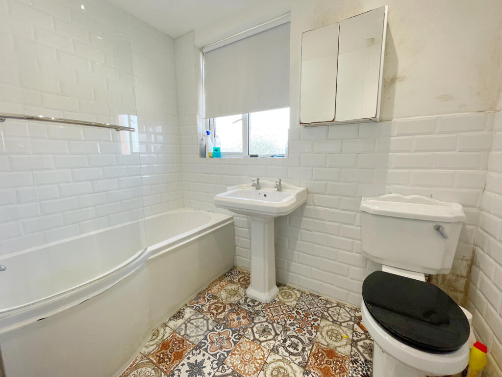 Additional image 14 of Ferncroft Road, Bournemouth, BH10 6