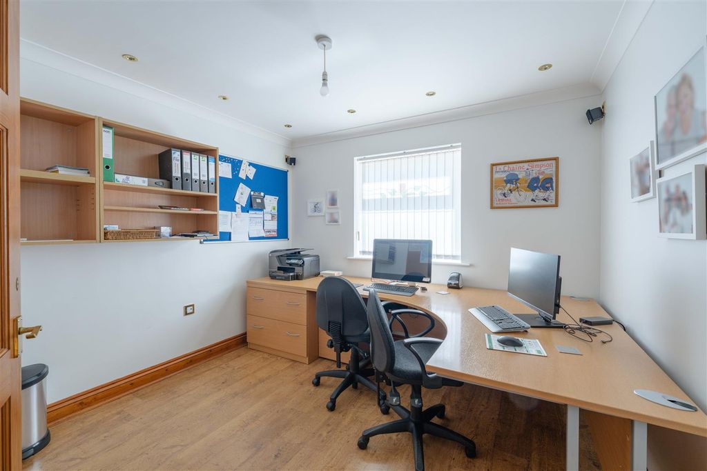 Additional image 14 of 4 bed detached house for saleGlebe Lane, Lower Harlestone, Northampton NN7