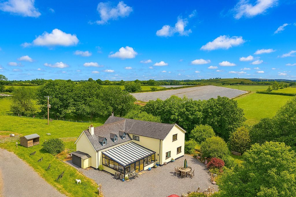 5 bed detached house for saleHenllan Amgoed, Whitland, Carmarthenshire SA34