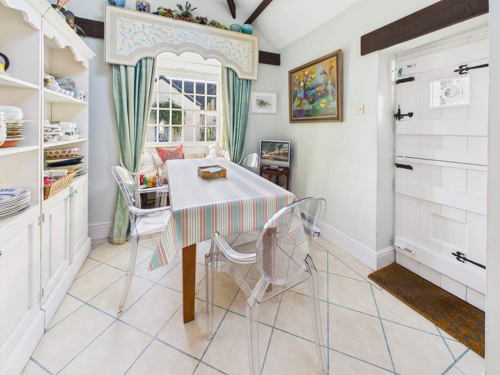 Additional image 14 of 8 bed detached house for saleCardiff Castle Grounds, Blackweir, Cardiff CF10