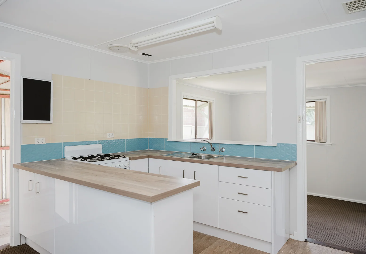 Additional image 5 of 2 Parmelia Way, Madora Bay WA 6210