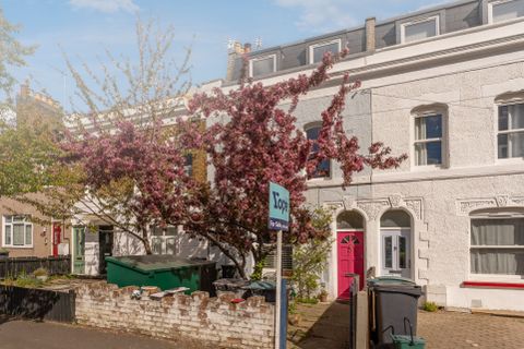 Nightingale Road, London N22