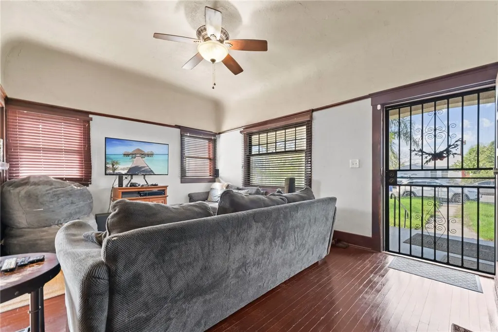 Additional image 11 of 1325 Cedar St, San Bernardino, CA 92404