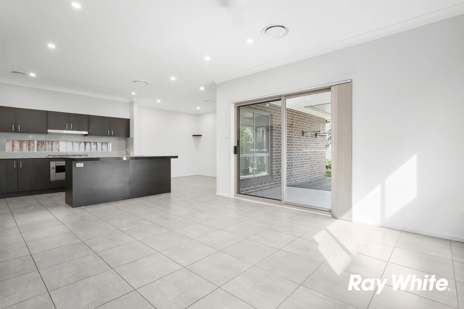 Additional image 5 of 52 Pimlico Crescent, Colebee NSW 2761