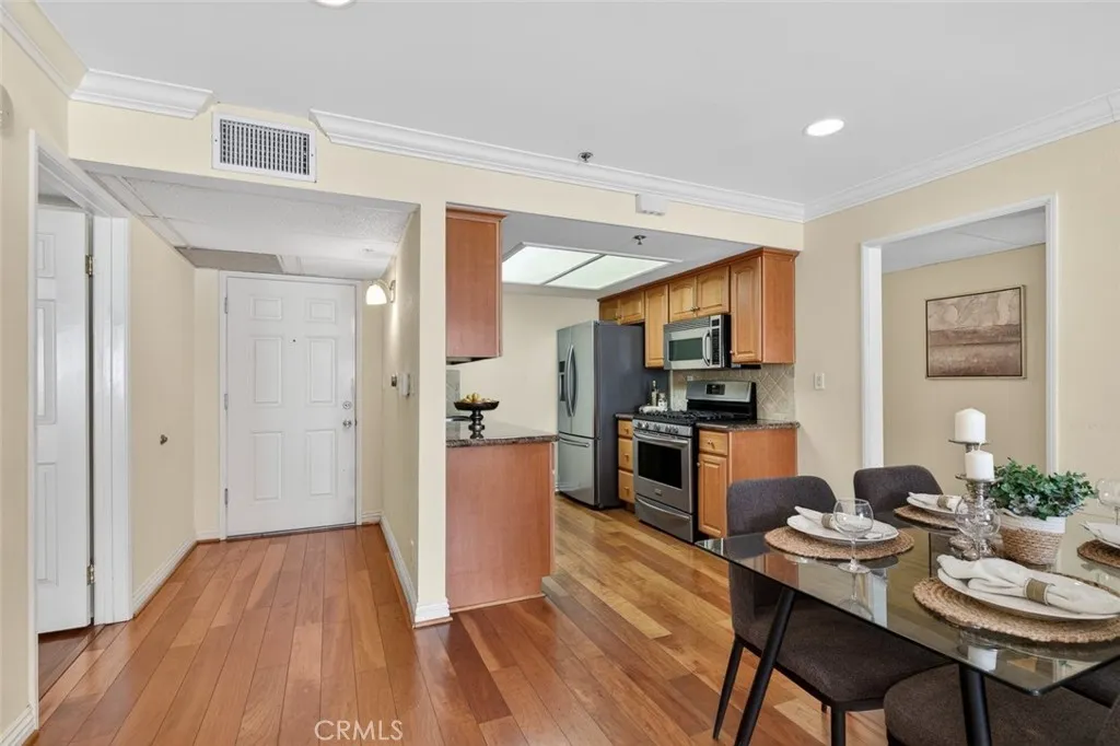 Additional image 62 of 612 N Columbus Avenue Unit 104, Glendale, CA 91203