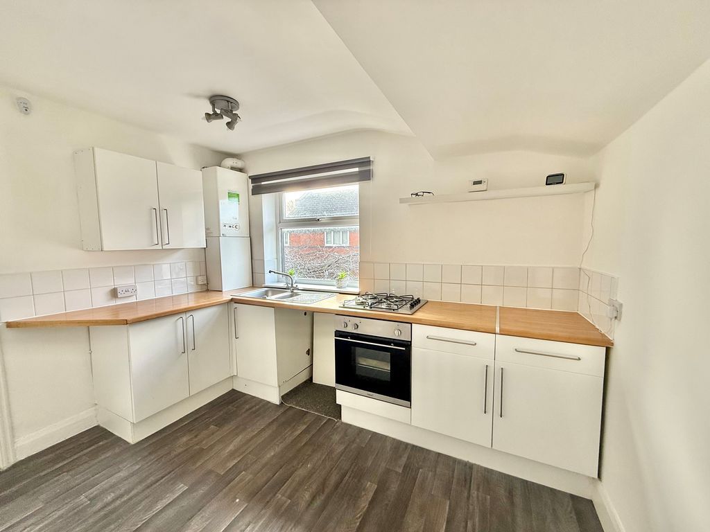 2 bed flat for saleVerne Road, North Shields NE29 photo 3