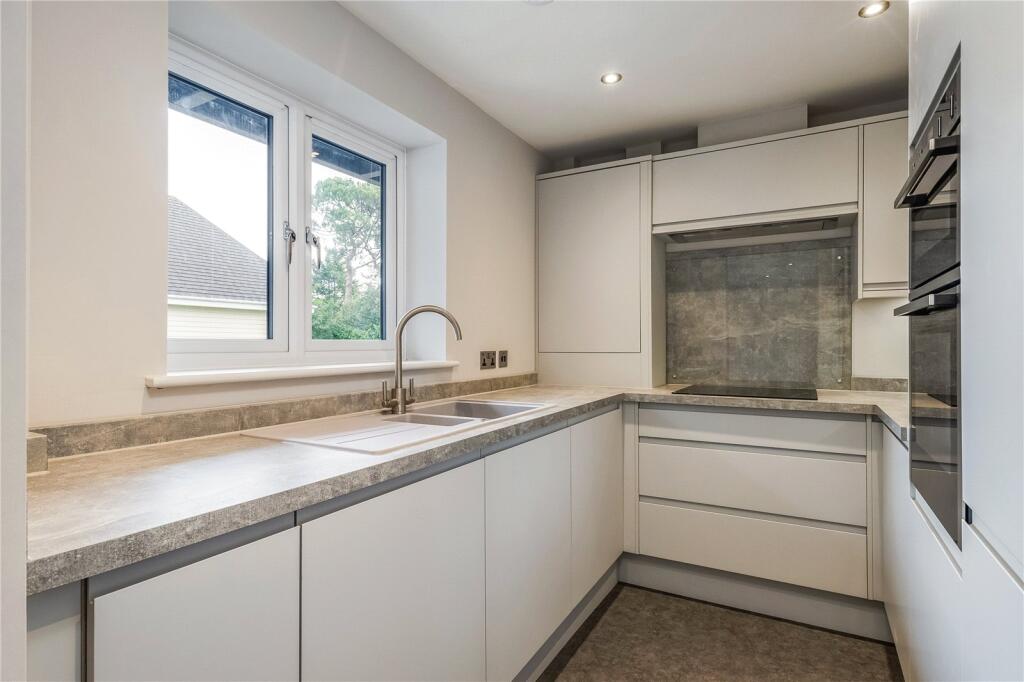 Additional image 4 of Delhi Close, Poole, Dorset, BH14