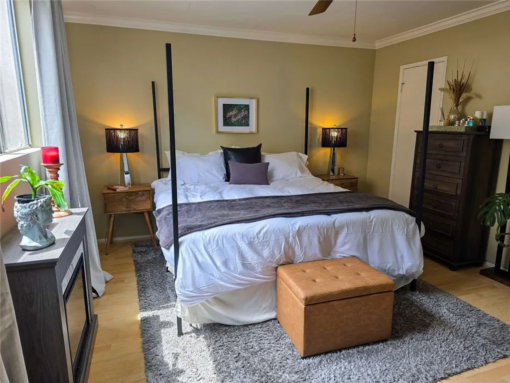 Additional image 15 of 5429 Newcastle Avenue Unit 211, Encino, CA 91316