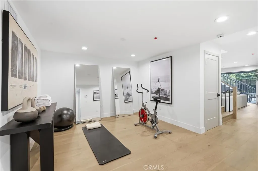 Additional image 27 of 865 10th Street, Manhattan Beach, CA 90266