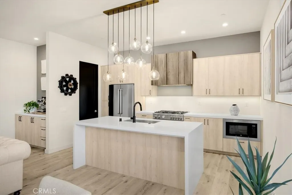 Additional image 23 of 756 W 19th Street Unit B, Costa Mesa, CA 92627