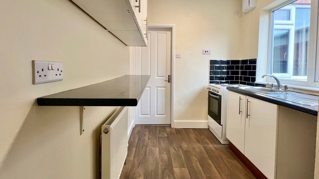 Additional image 13 of 3 bed terraced house for sale21 & 21A Queen Street, Scunthorpe DN16