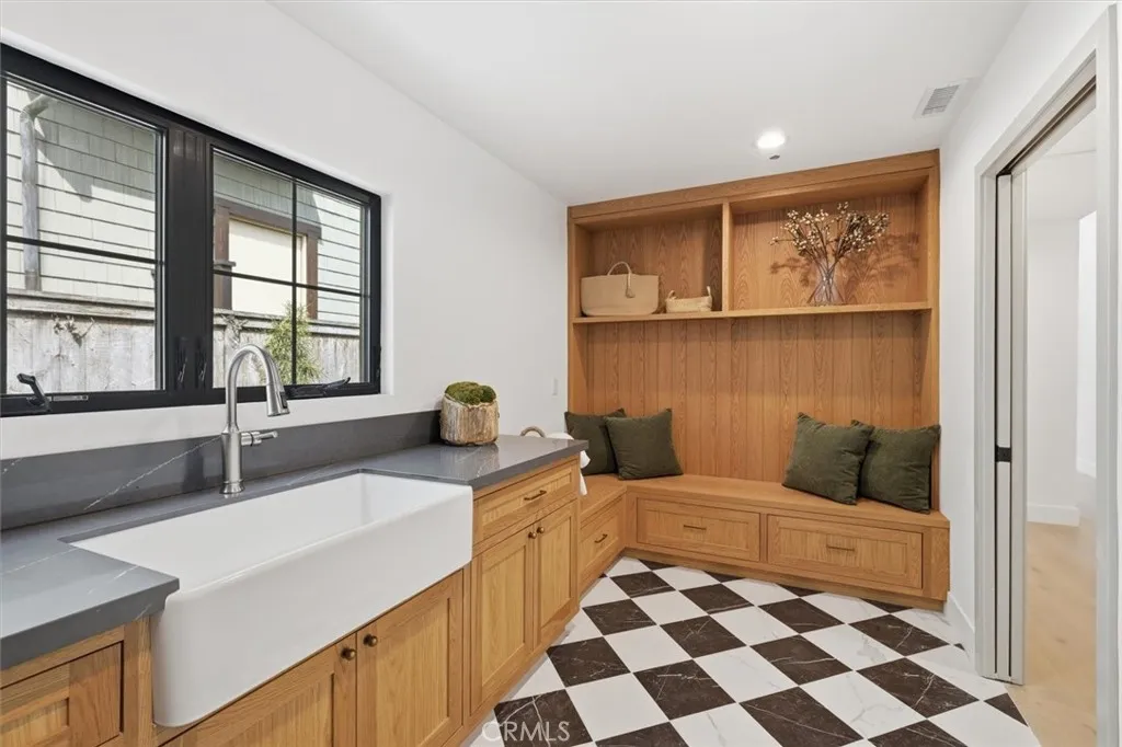 Additional image 21 of 865 10th Street, Manhattan Beach, CA 90266