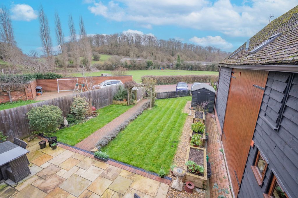 3 bed barn conversion for saleDoddenham Hall, Doddenham, Broadwas WR6 photo 3