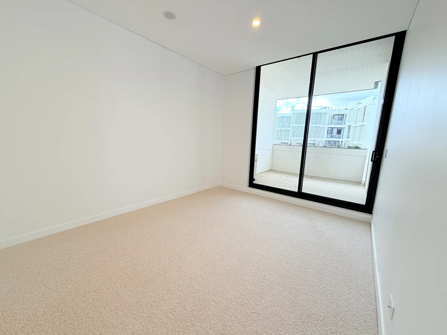 2007/33 Terry Road, Rouse Hill NSW 2155 photo 3