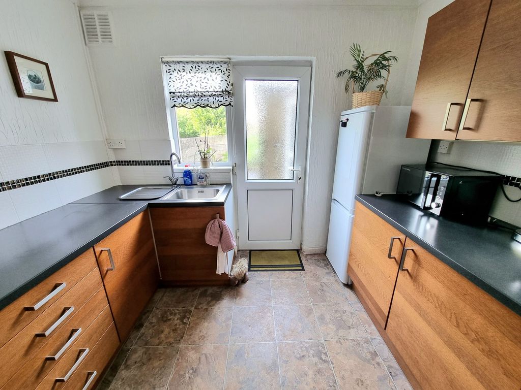 Additional image 11 of 2 bed flat for saleHillsboro, Bridgend CF31