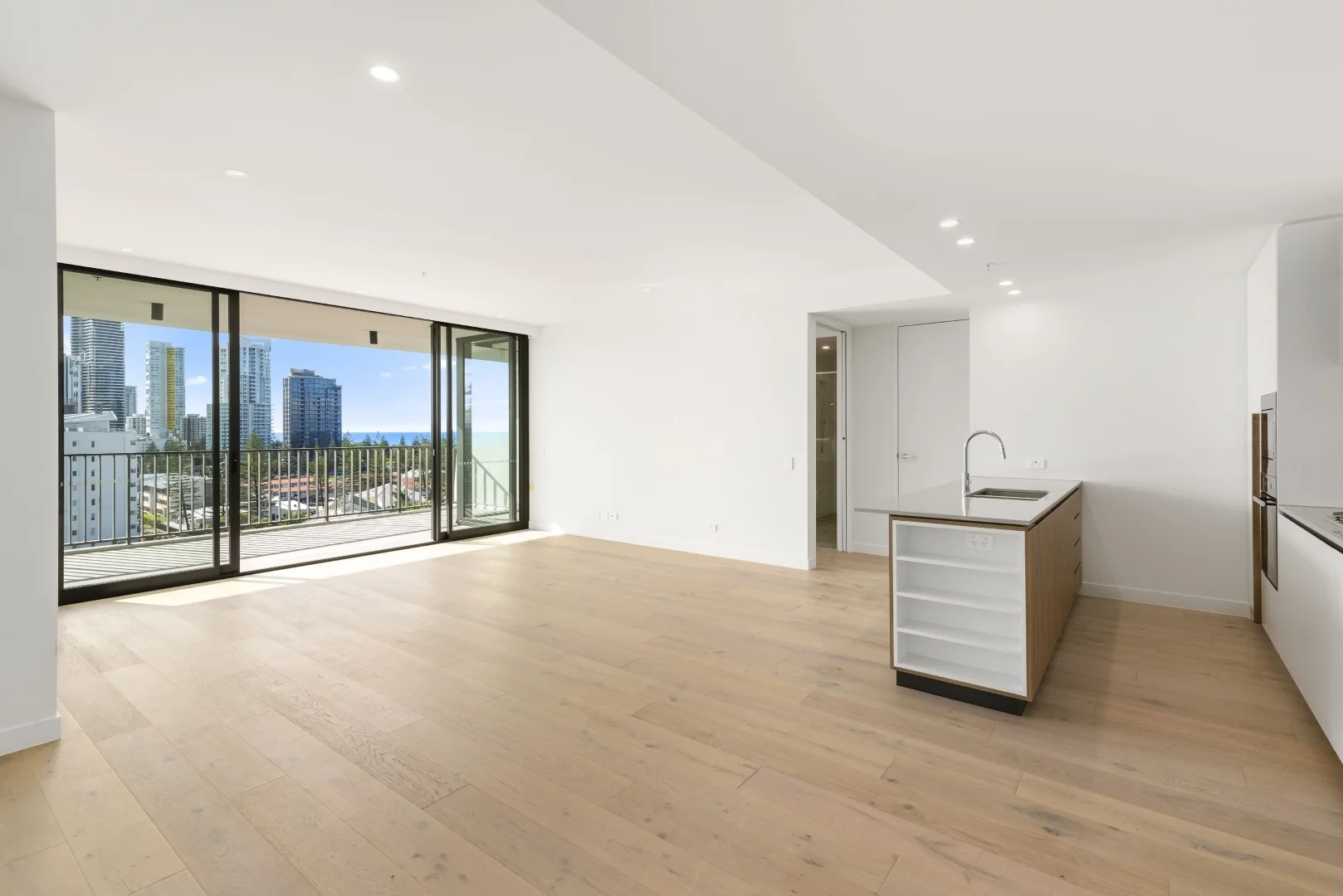 Additional image 3 of 1002/43 Peerless Avenue, Mermaid Beach QLD 4218