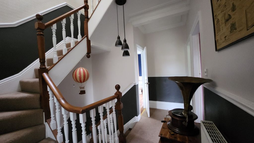 Additional image 9 of 5 bed terraced house for saleGrandsmere Place, Halifax HX3