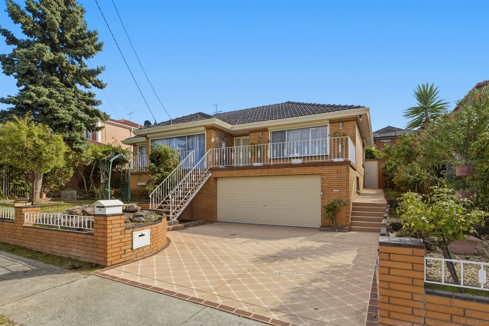 51 Winters Way, Doncaster VIC 3108
