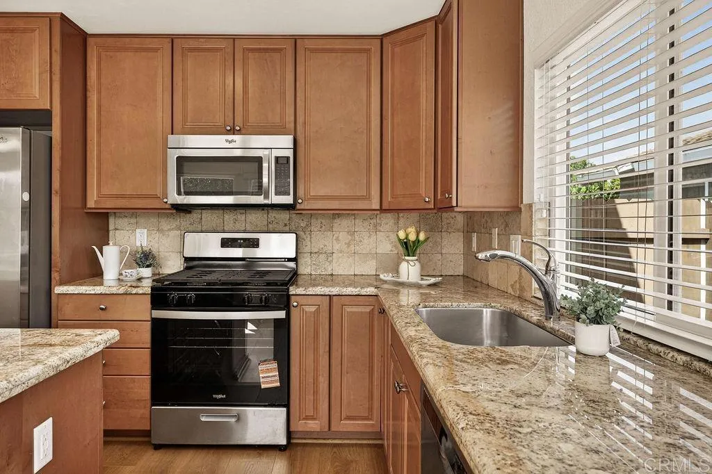 Additional image 33 of 10943 Martinique Way, San Diego, CA 92126