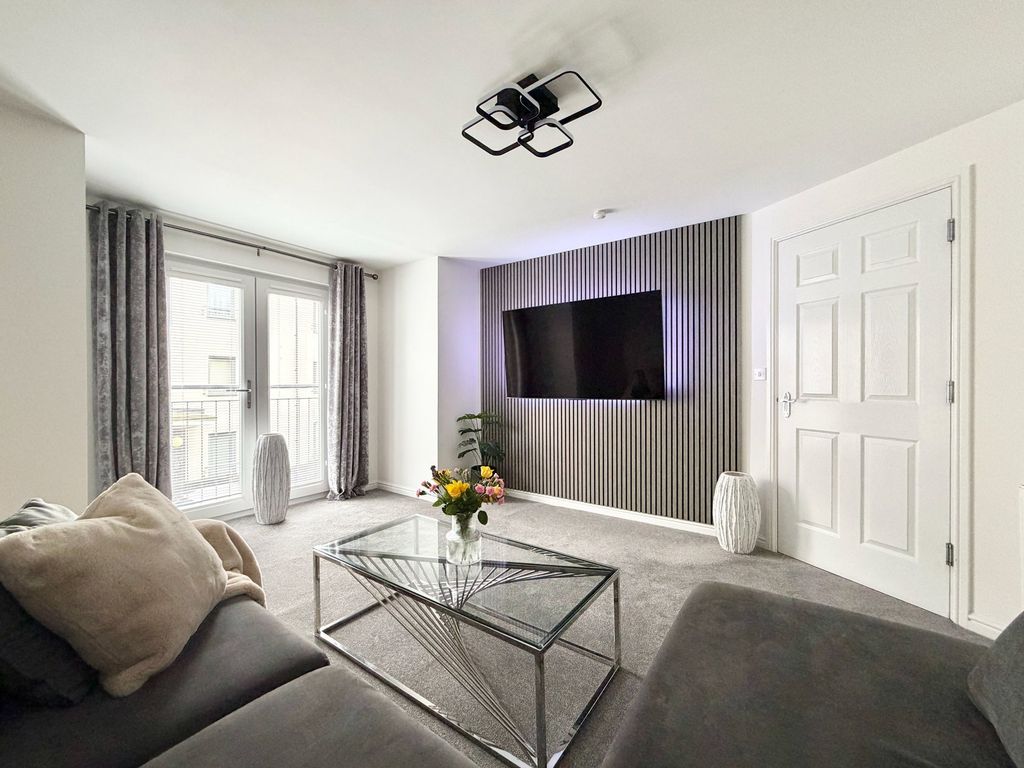 Additional image 3 of 2 bed flat for saleCrookston Court, Larbert FK5