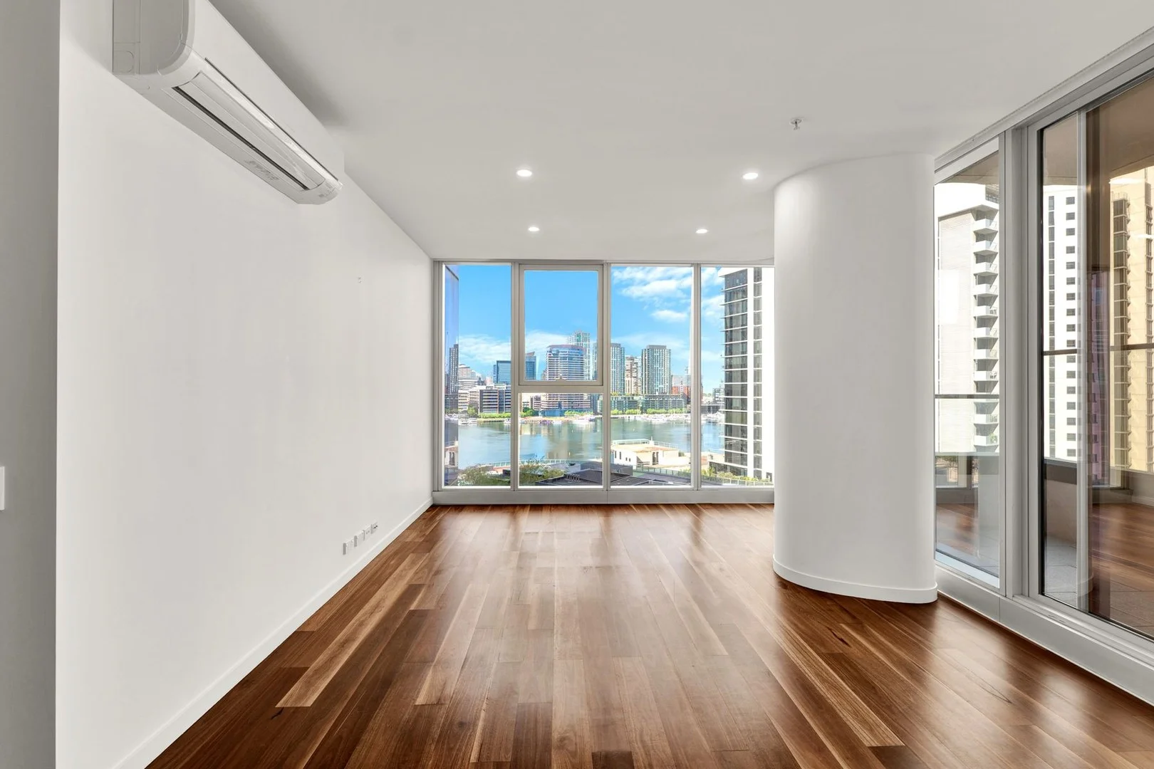 N1108/241 Harbour Esplanade, Docklands VIC 3008