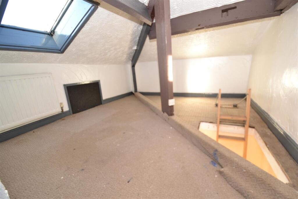 Additional image 7 of Toftshaw Lane, East Bierley, Bradford