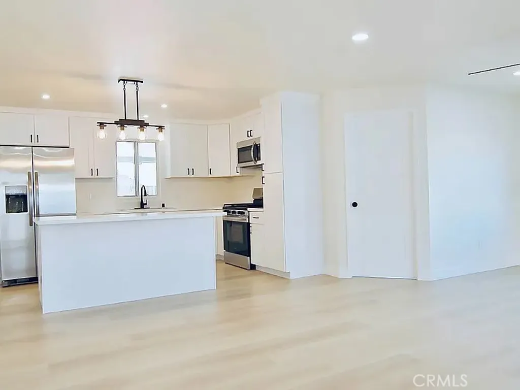 Additional image 3 of 9850 Garfield Avenue Unit 5, Huntington Beach, CA 92646
