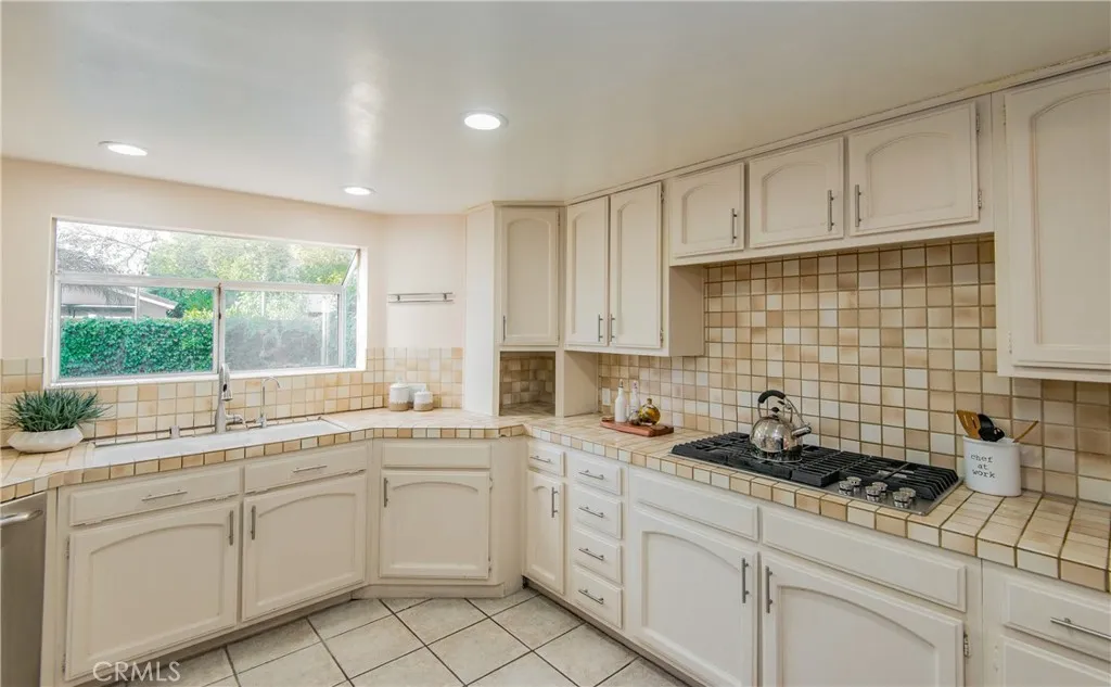 Additional image 41 of 20221 Baltar St, Winnetka, CA 91306