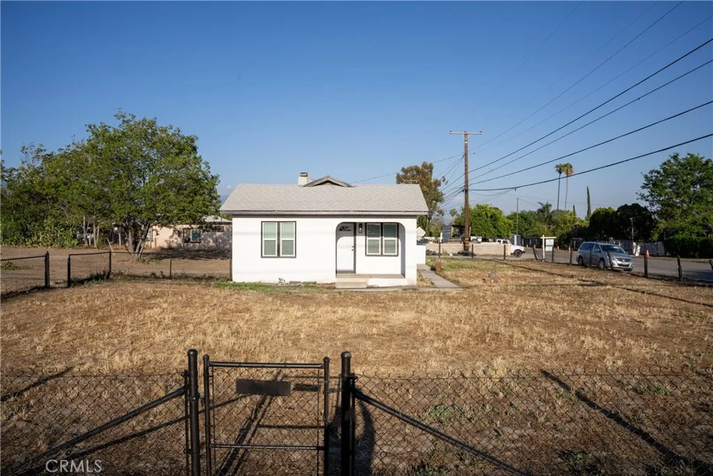Additional image 76 of 2505 N State St, San Bernardino, CA 92407