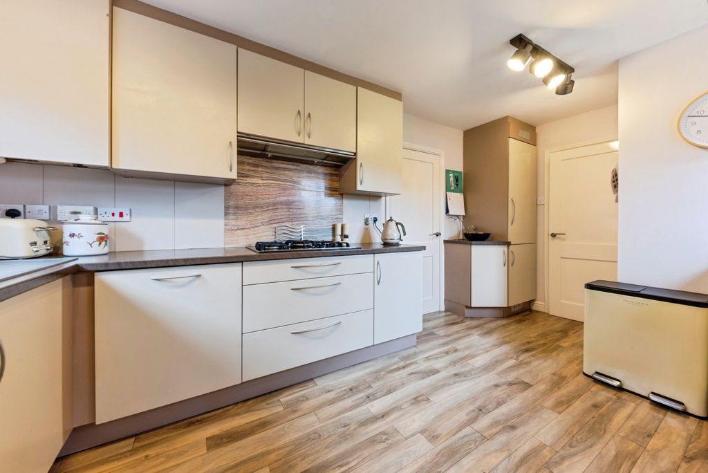 Additional image 7 of 4 bed detached house for saleRavendale Close, Grantham NG31
