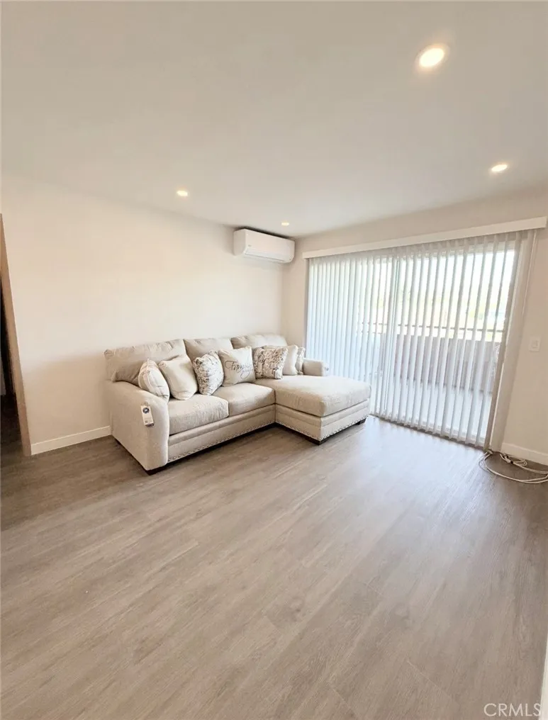 Additional image 30 of 2507 E 15th St Unit 213, Long Beach, CA 90804