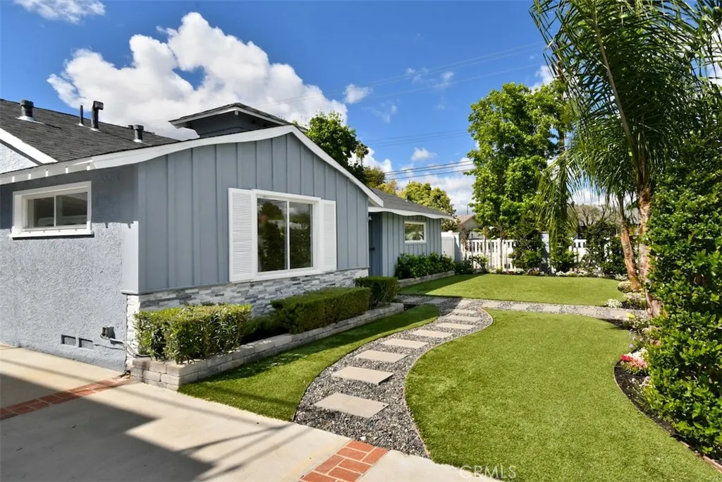 Additional image 7 of 15576 Hesby St, Encino, CA 91436
