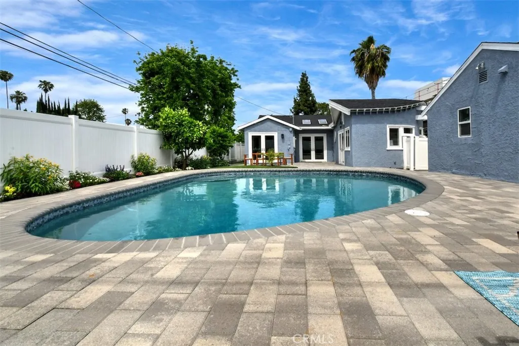 Additional image 111 of 15576 Hesby St, Encino, CA 91436