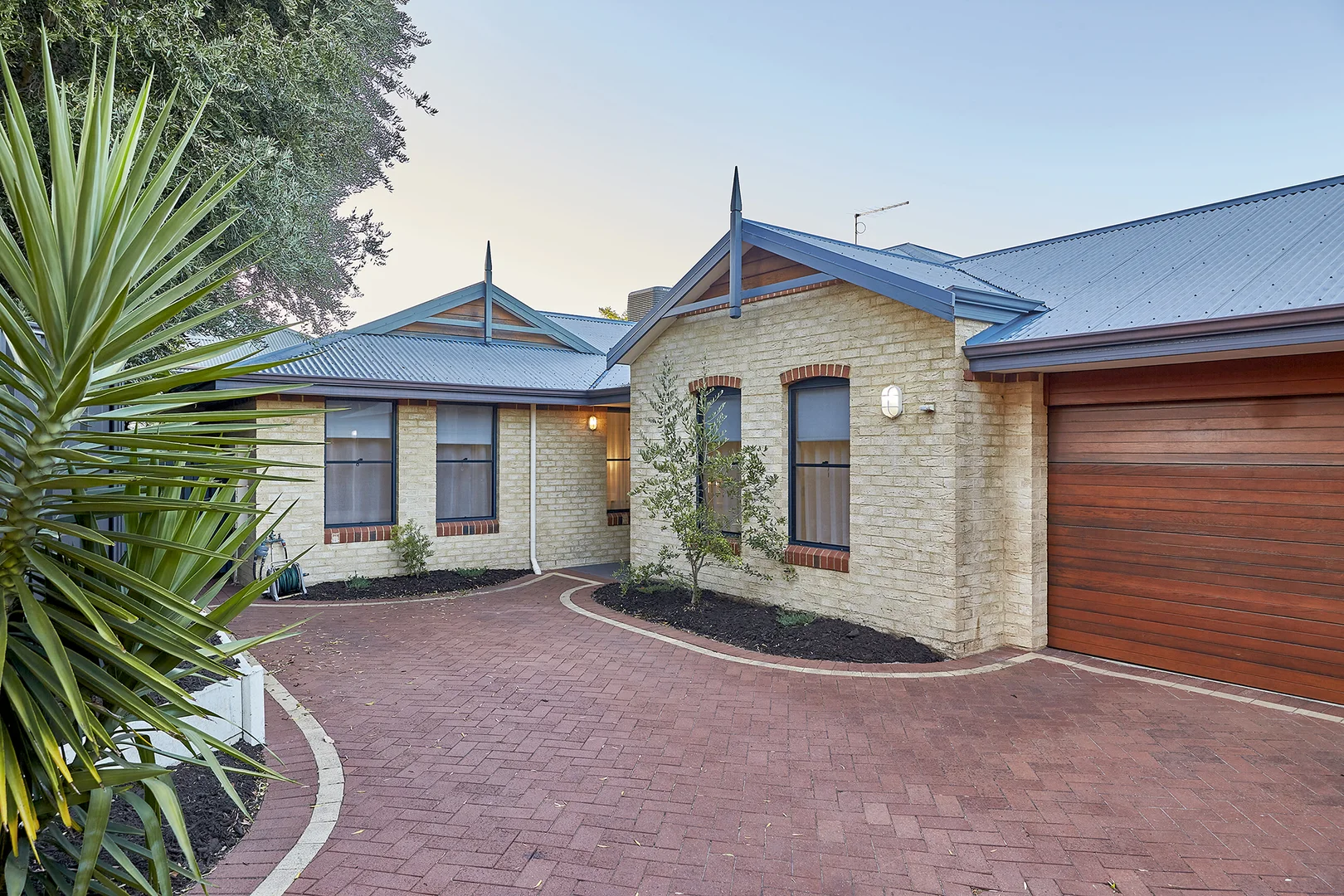 Additional image 2 of 19A Davy Street, Alfred Cove WA 6154