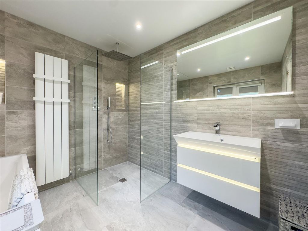 Additional image 16 of 5 bed detached house for saleCullinpark Grove, Strathaven ML10