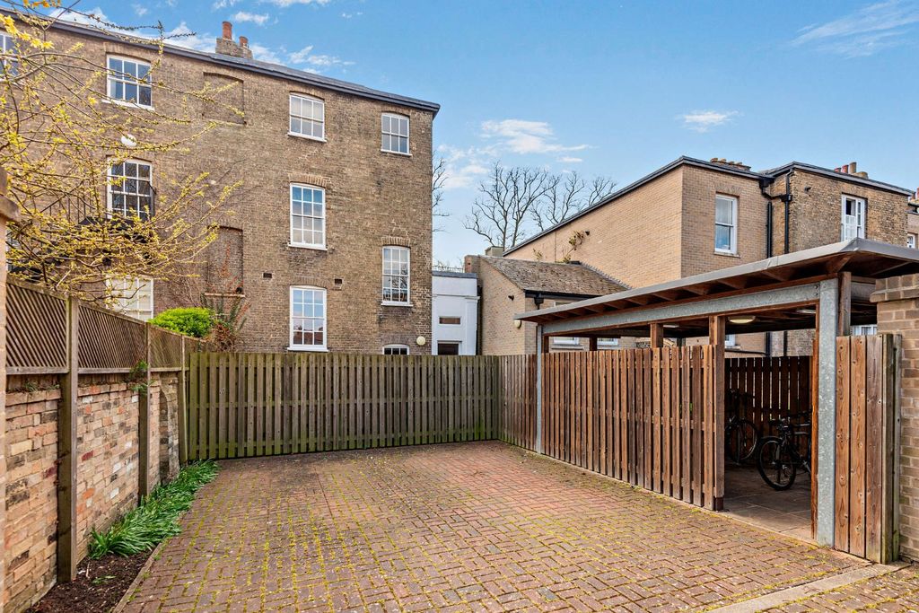 Additional image 13 of 2 bed flat for saleParkside, Cambridge CB1