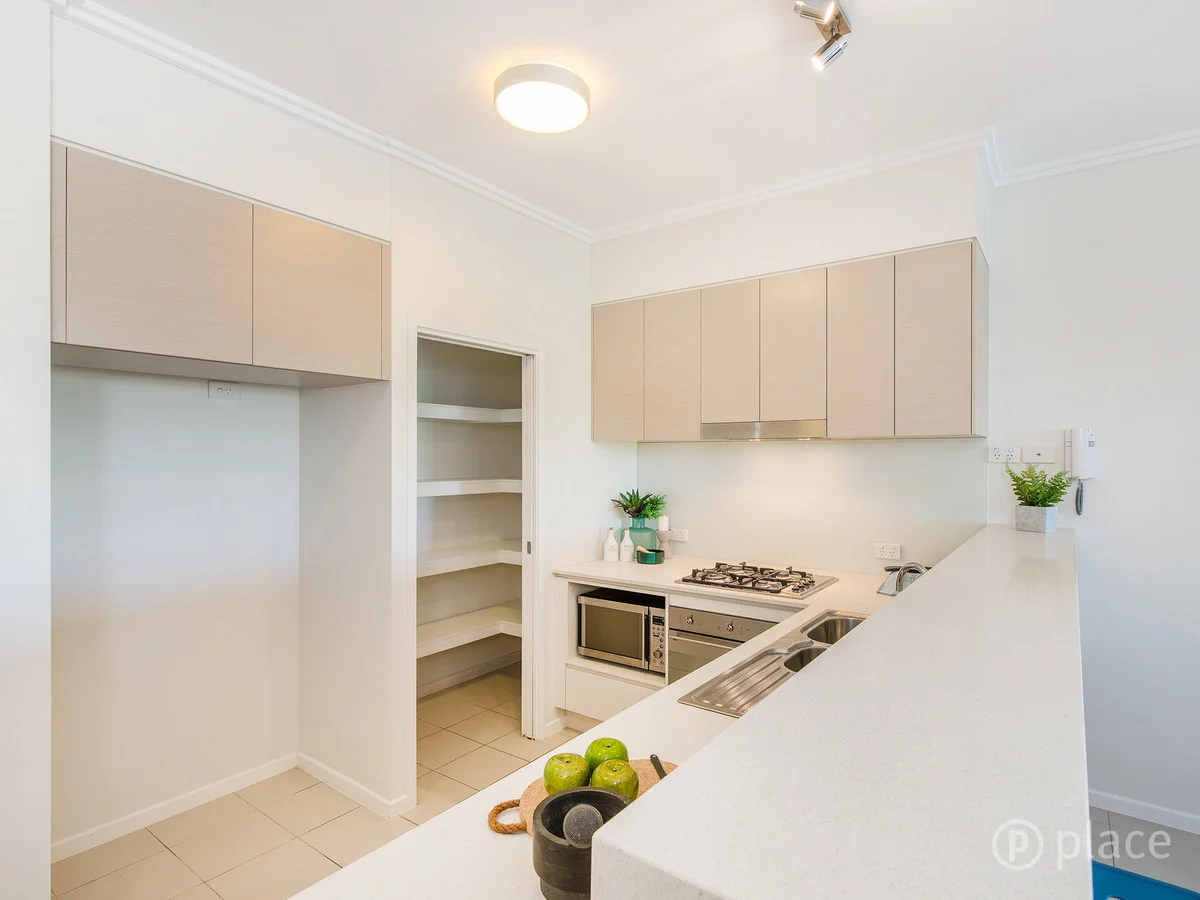 Additional image 5 of 204/425 Hawthorne Road, Bulimba QLD 4171