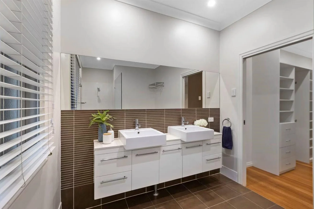 Additional image 14 of 37 Cavillon St, Holland Park QLD 4121