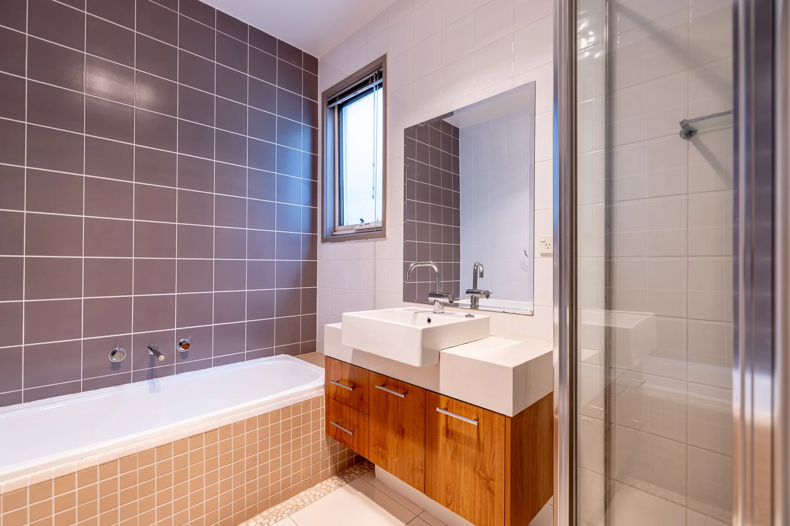 Additional image 5 of 2/100-104 Poath Road, Hughesdale VIC 3166