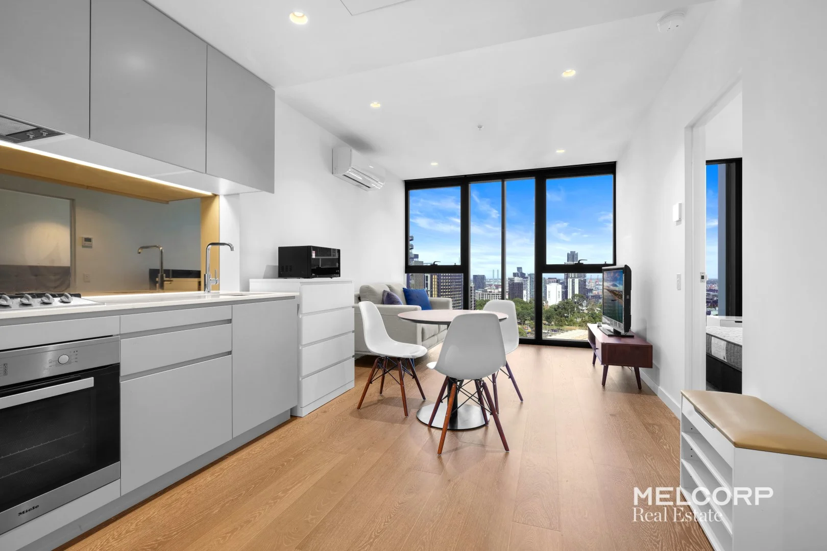 Additional image 2 of 2208/462 Elizabeth Street, Melbourne VIC 3000