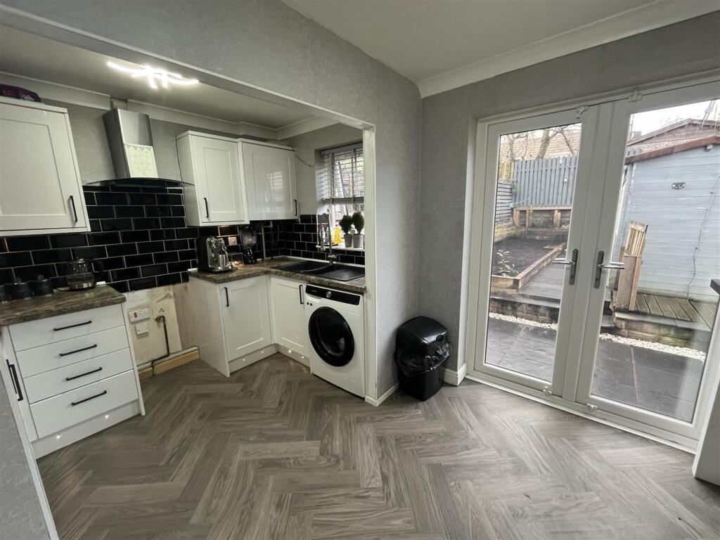 Additional image 6 of Sanderson Avenue, Bradford