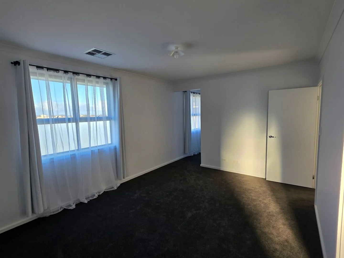 Additional image 18 of 97 Victoria Parade, Hindmarsh Island SA 5214