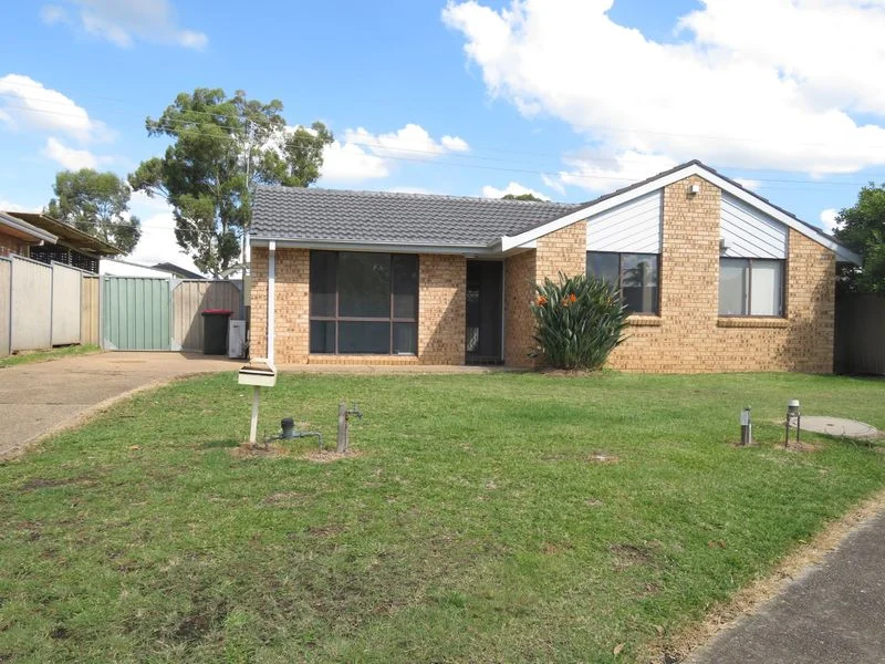 19 Verrills Grove, Oakhurst NSW 2761